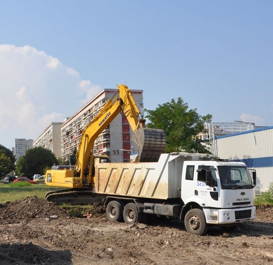 Общината глобява строителя на ”Арена Бургас”