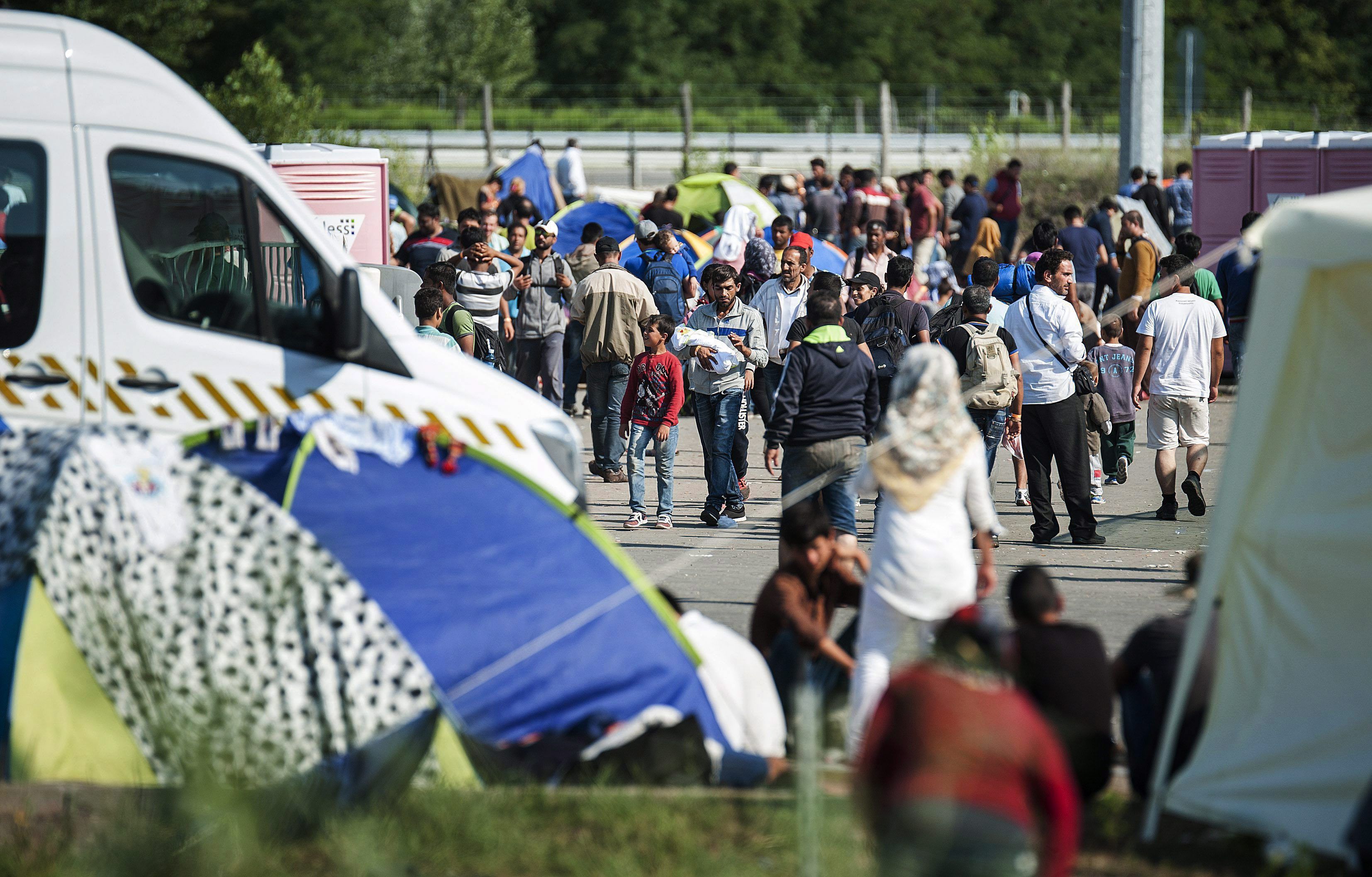 Бежанци в Унгария