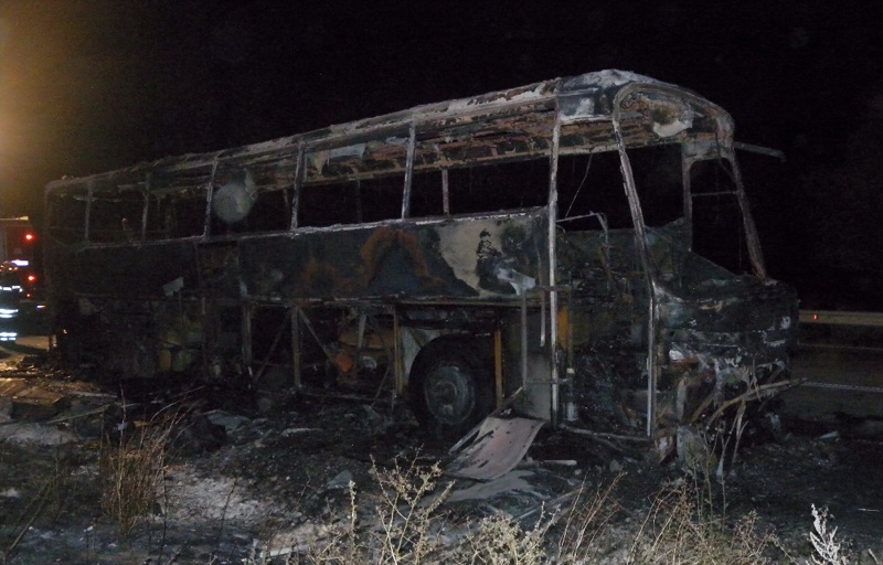 Автобус горя на пътя Русе - Варна