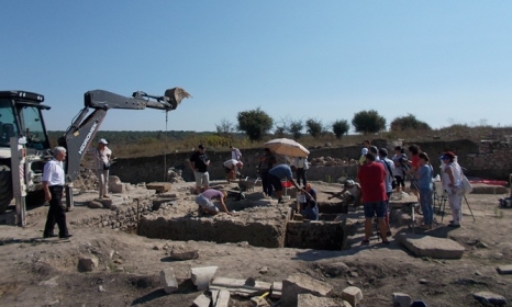 Откриха най-голямата крипта на Балканите