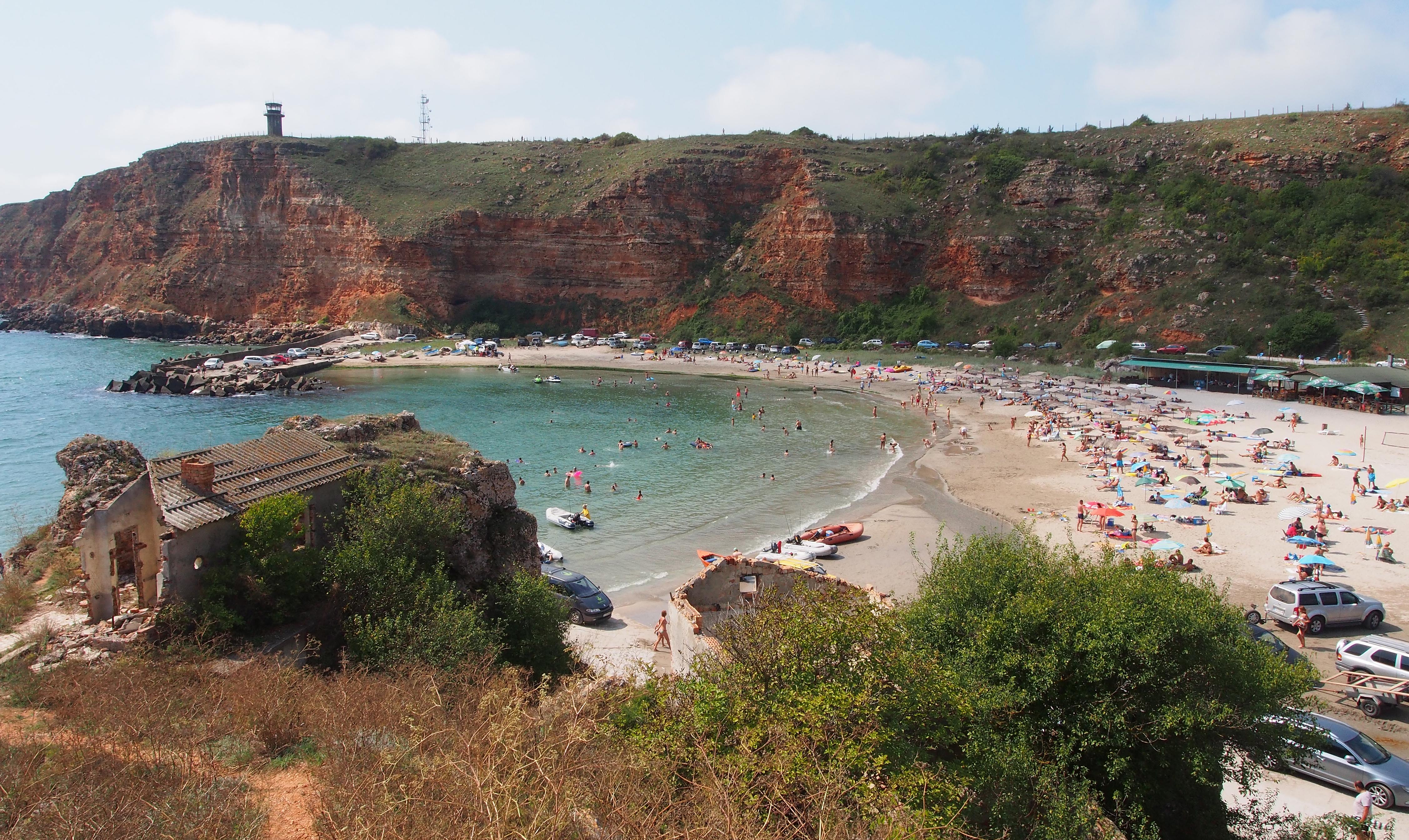 Достъпът до Болата остава свободен