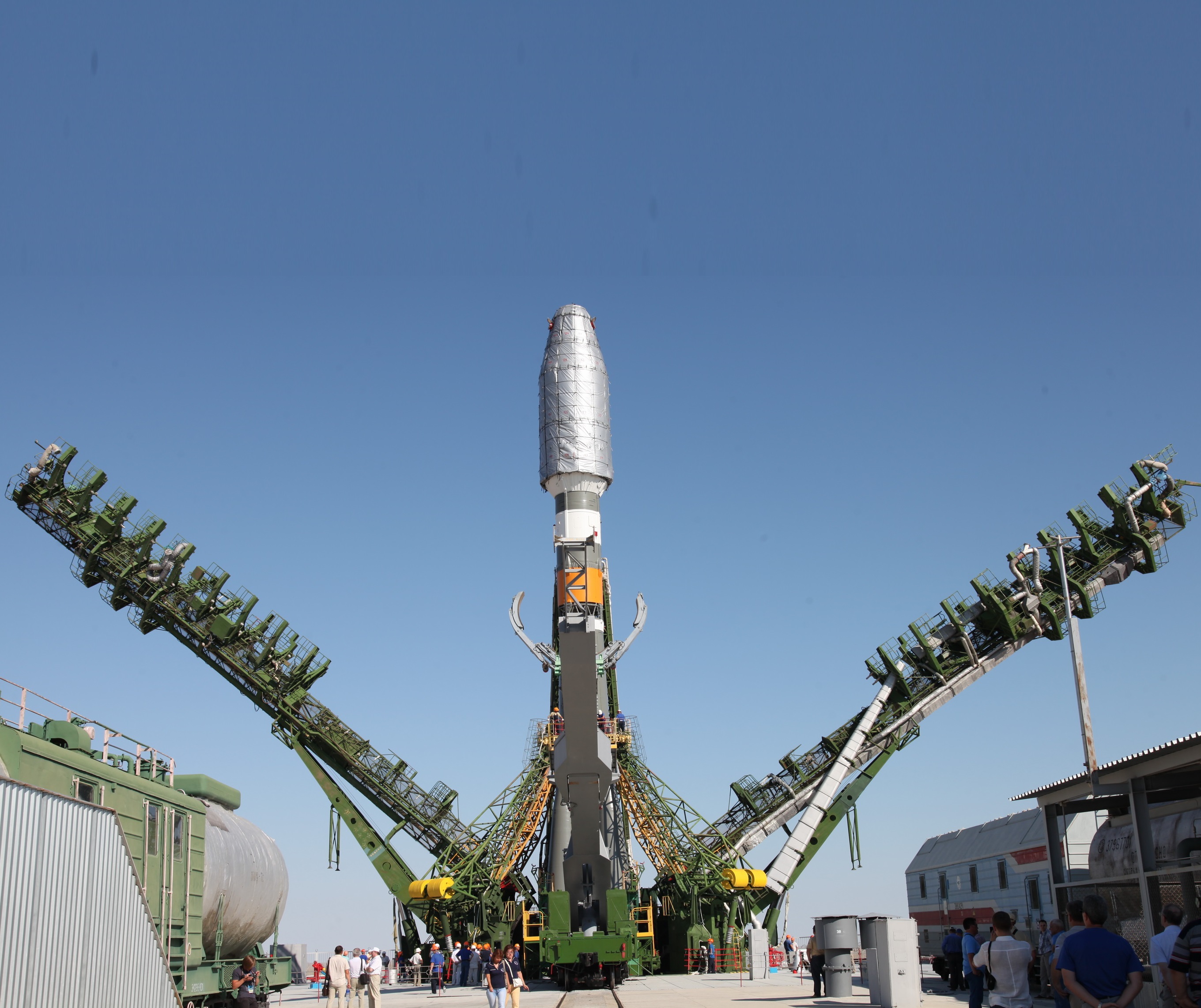 ”Роскосмос” ще отвори космодрумите за туристи
