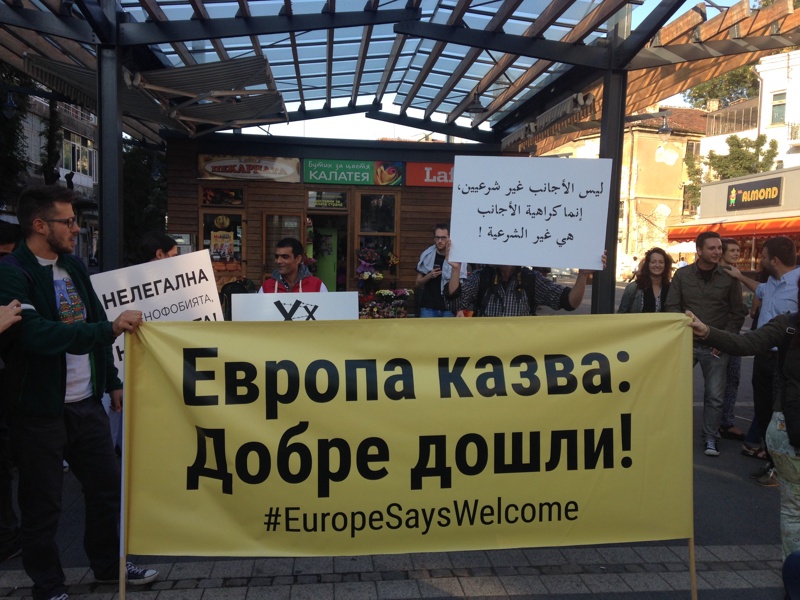 В Европа демонстрираха ”за” и ”против” приемане на бежанци