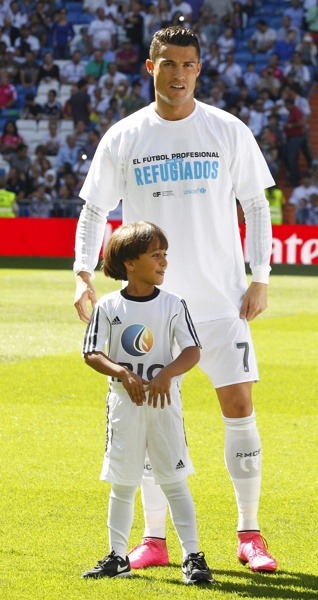 Синът на Мохсен - Заид, с Кристиано Роналдо