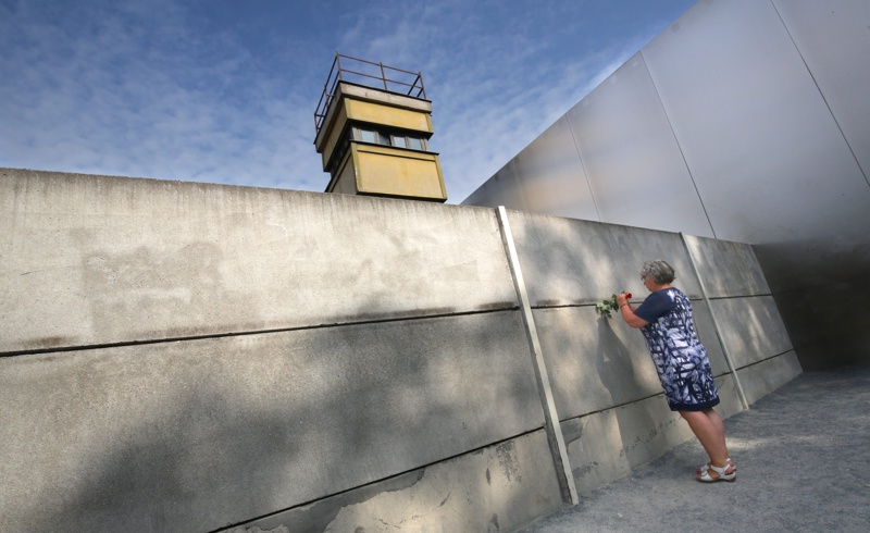 Мемориалът на Берлинската стена на Бернауер щрасе