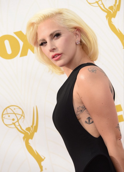 ”Билборд” избра Лейди Гага за ”Жена на годината”