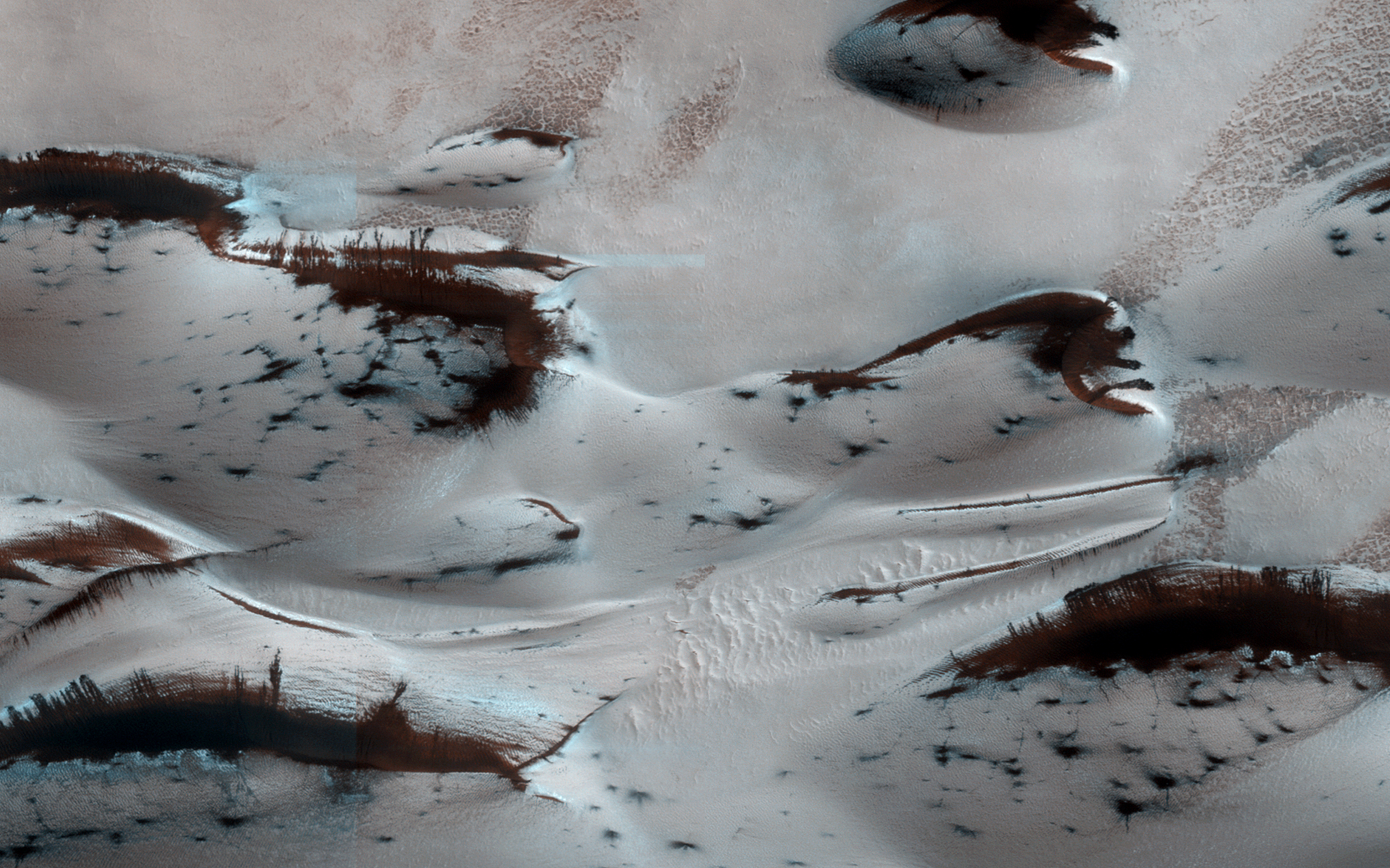 Повърхността на Марс в района на северния полюс