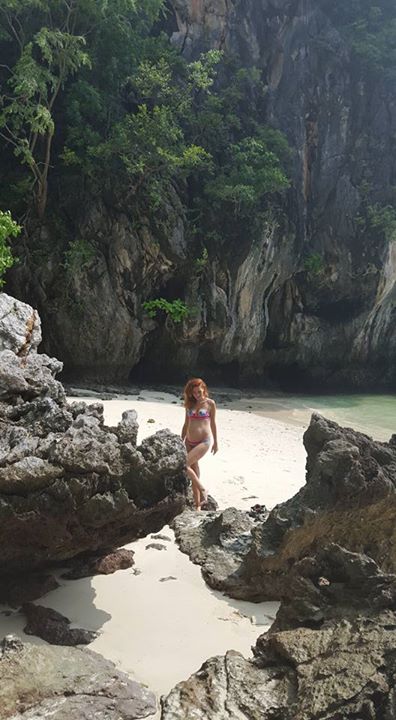 Ромина Тасевска на почивка в Тайланд