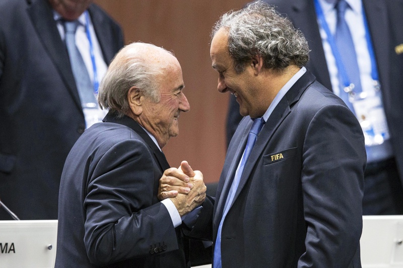 Отстраниха и Мишел Платини от поста му в УЕФА