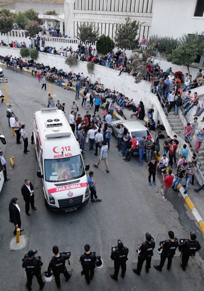 Обстановката в Турция е крайно напрегната след днешните взривове в столицата