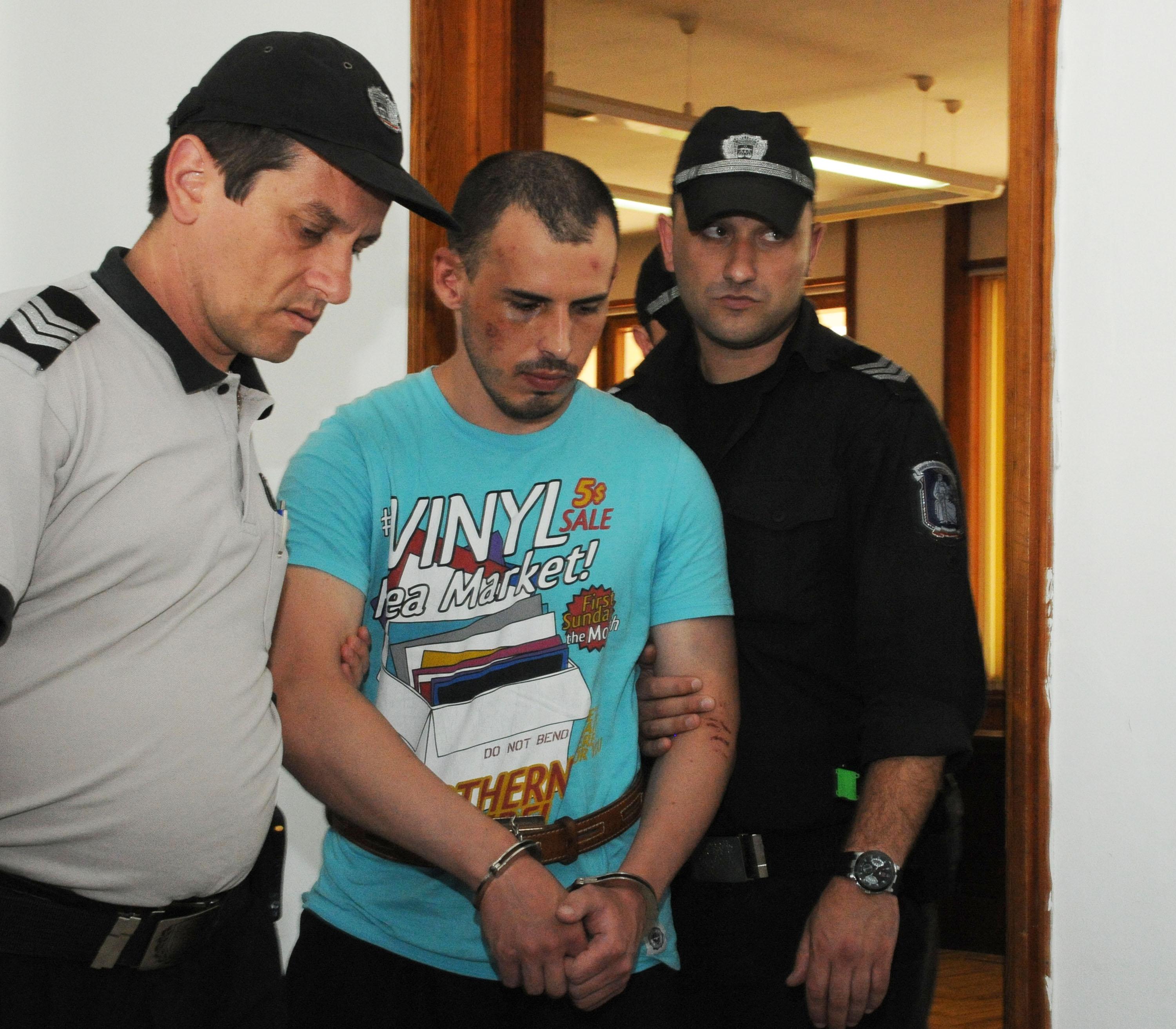 30 г. затвор за Георги Бабата, наръгал зверски жена в Бургас