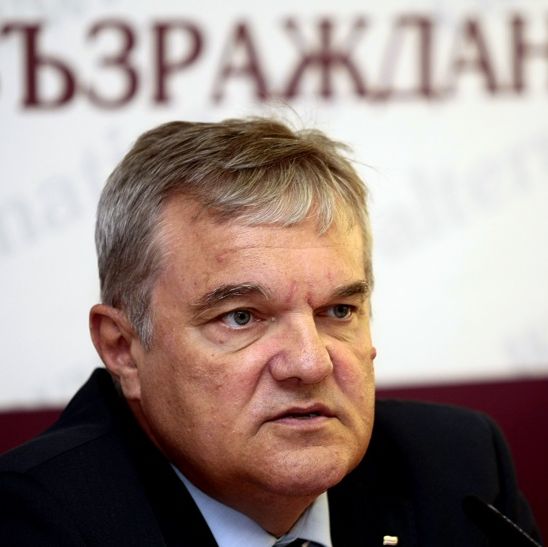 Румен Петков заяви, че не са били поканени на срещата с Бойко Борисов за Изборния кодекс