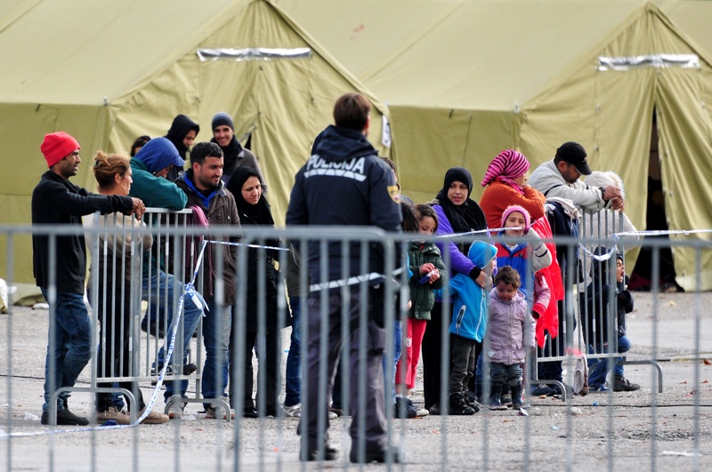 Бежанците в Словения стават твърде много