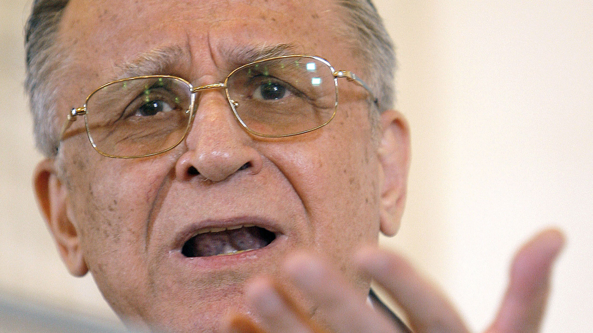 Румънското правителство взе решение на заседание днес да закрие Института