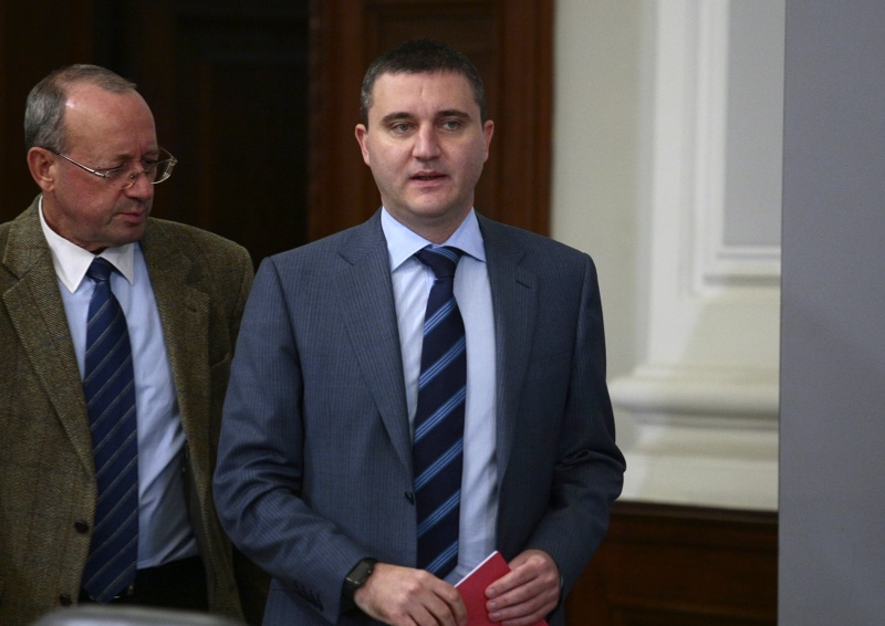 Горанов смята, че ЕК още в края на миналата година е имал основание да започне процедура за свръхдефицит срещу България