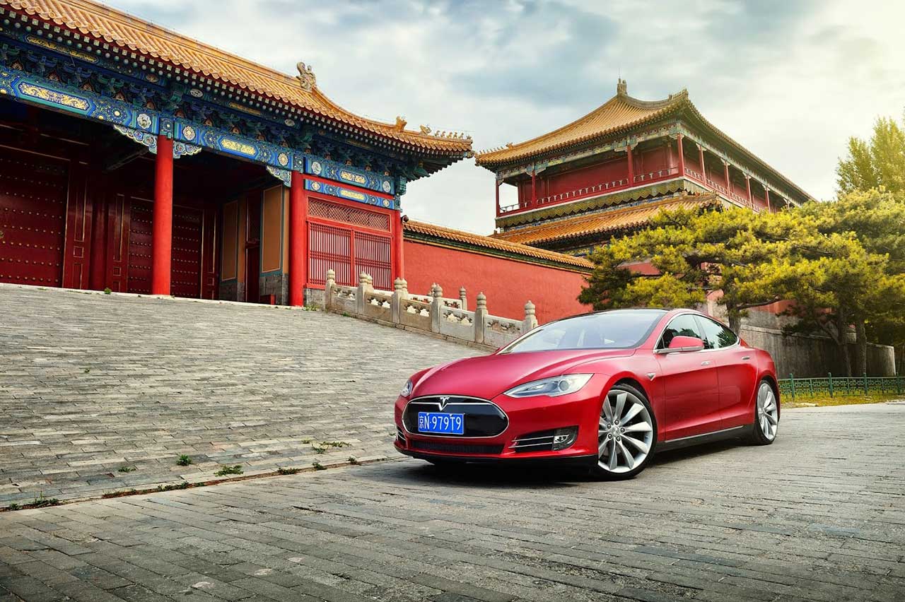 Tesla се изнася в Китай?