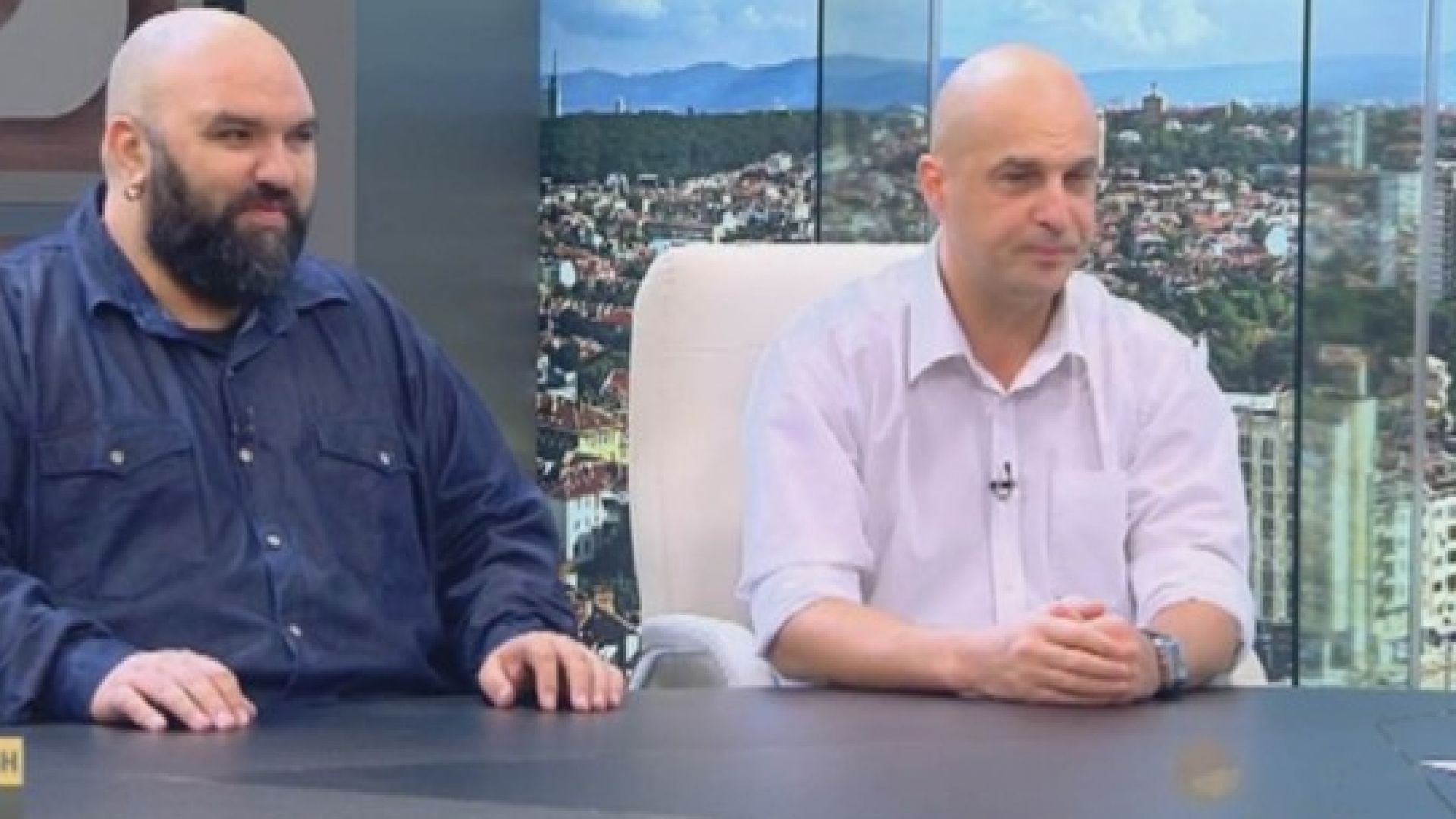 Виж още След 14 часа скандали решиха как ще гласуваме