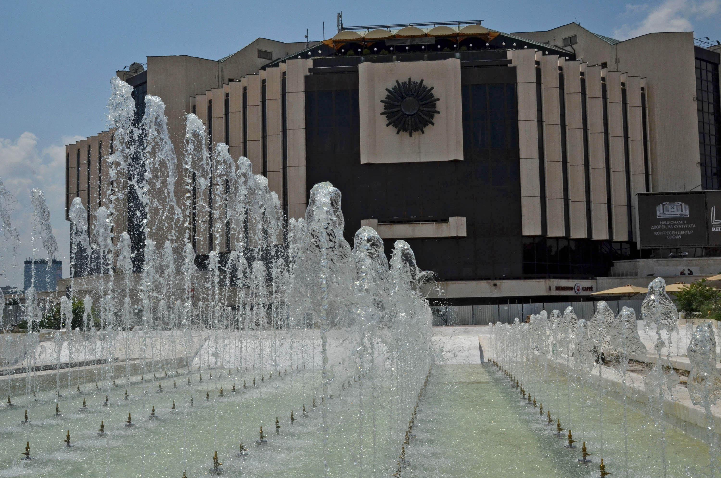 НДК се превръща в арена за лов на покемони