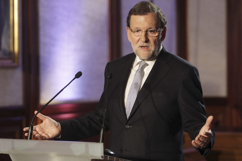 Мариано Рахой ще оспори в Конституционния съд каталунската резолюция за независимост