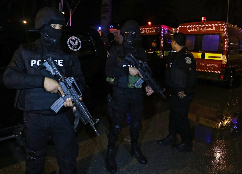 Извънредно положение след атентат в Тунис