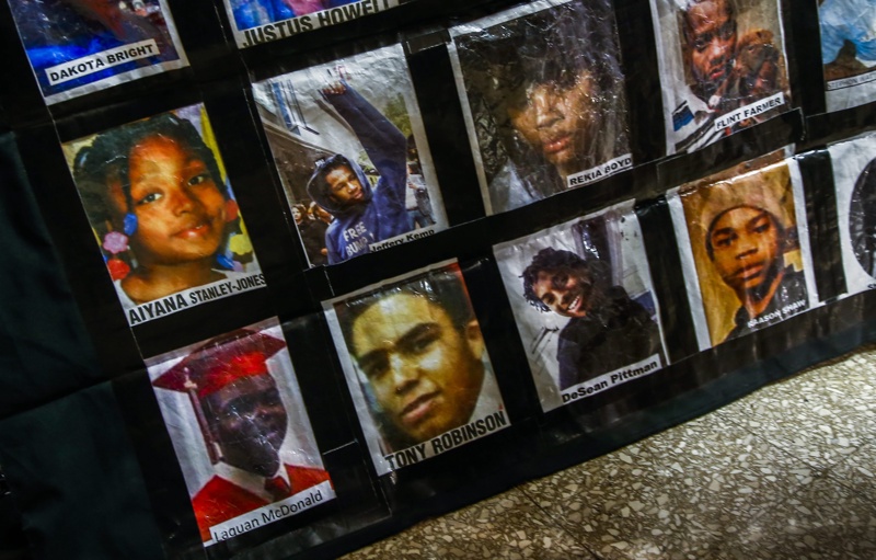 Шок и протести от кадри за убийство на чернокож от полицай