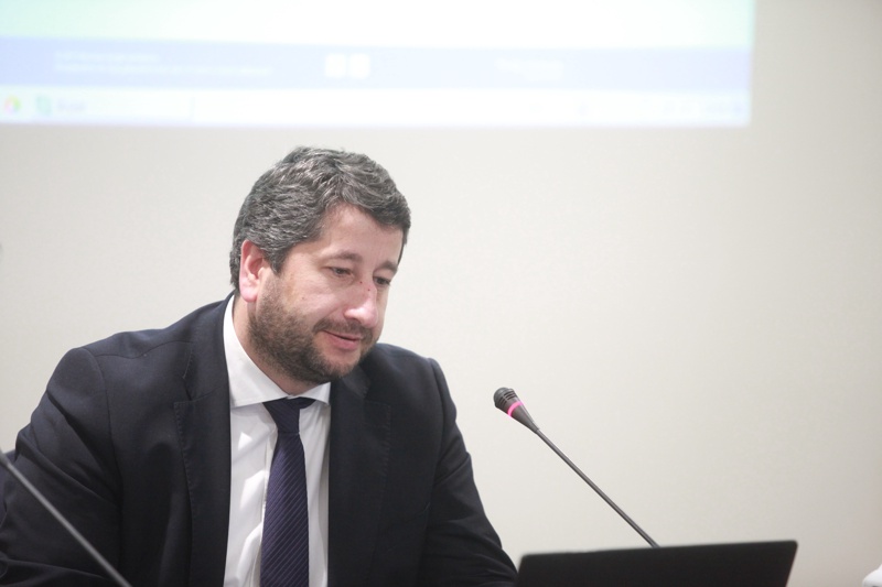 Христо Иванов поиска спешно заседание на ВСС по въпроса, за да не изтече давността за образуване на ”дисциплинарки”