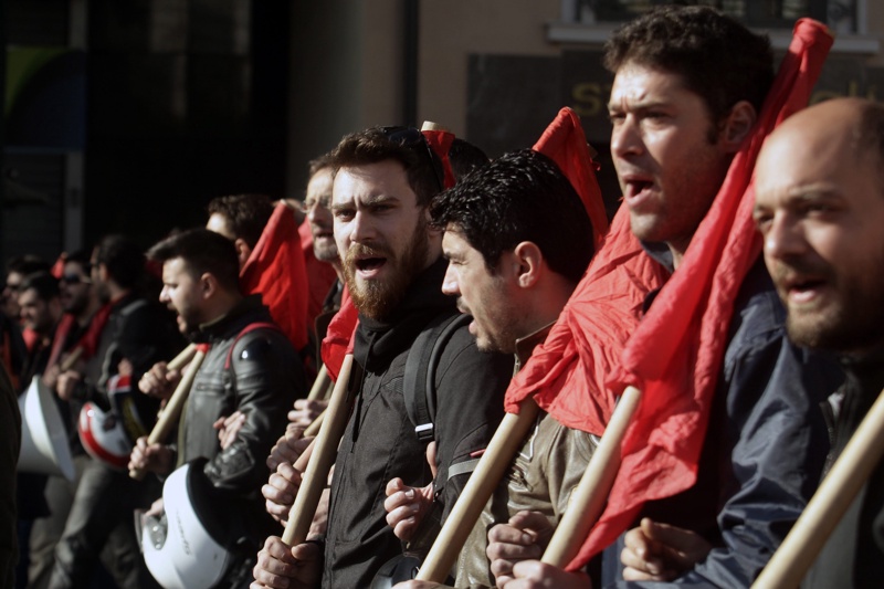 Гърция блокирана от 48-часова стачка