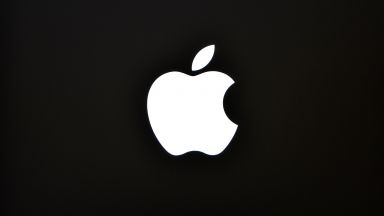 Клиентите на Apple - най-доверчиви