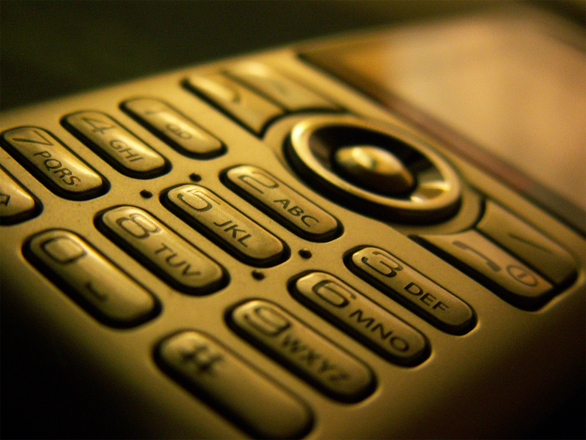 Старите мобилни телефони определено могат да влияят неблагоприятно на здравето