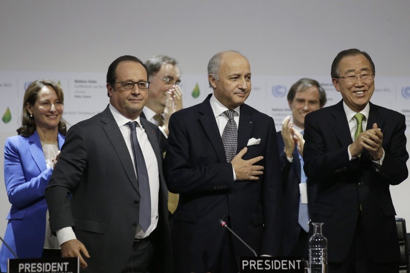 В Париж договориха проектоспоразумение за климата
