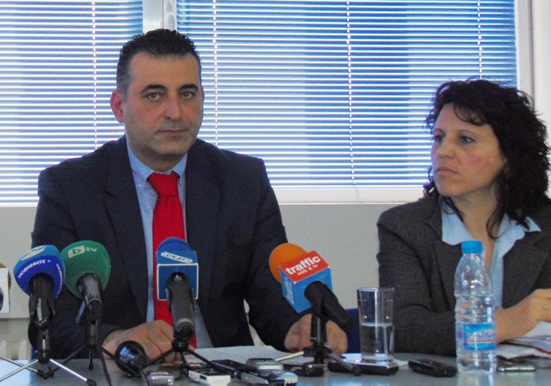 Задържаха жена от Пловдивско, поръчала 6 убийства на роднини