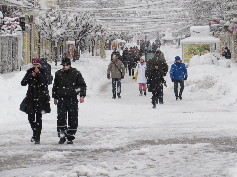 След силния снеговалеж, обстановката в Русе вече се нормализира