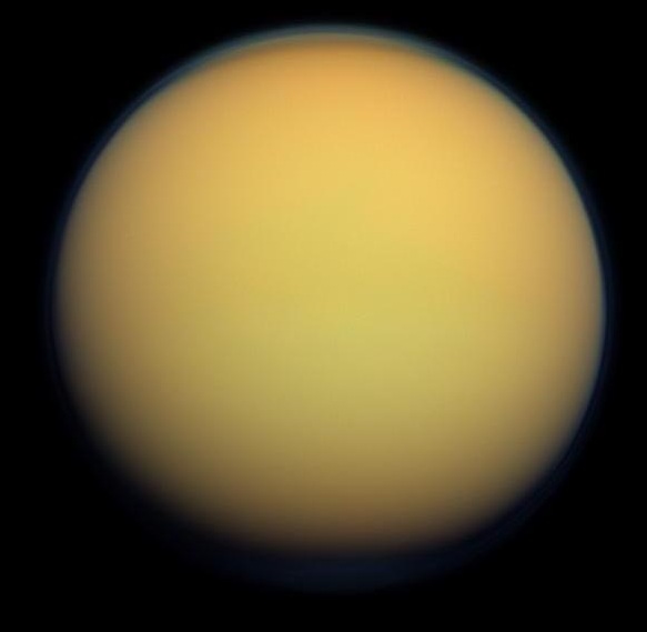 Титан може би е най-гостоприемното за човека космическо тяло в Слънчевата система