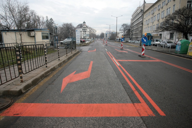 Затварят два булеварда и ул. ”Житница” заради метрото