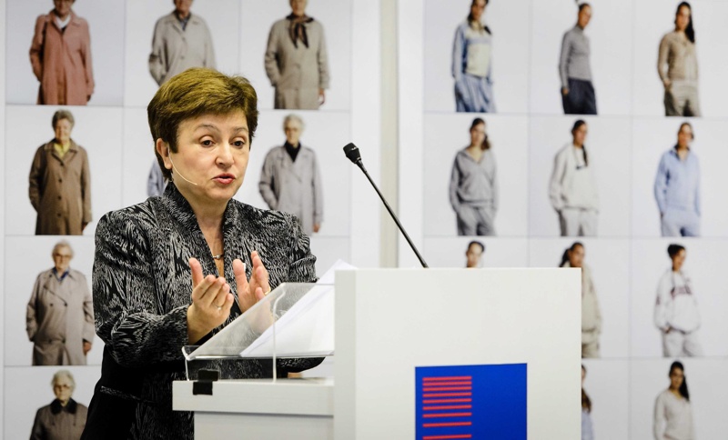 Кристалина Георгиева: Бизнесът да не чака само европари