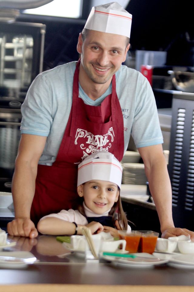 Александър Сано и дъщеря му
