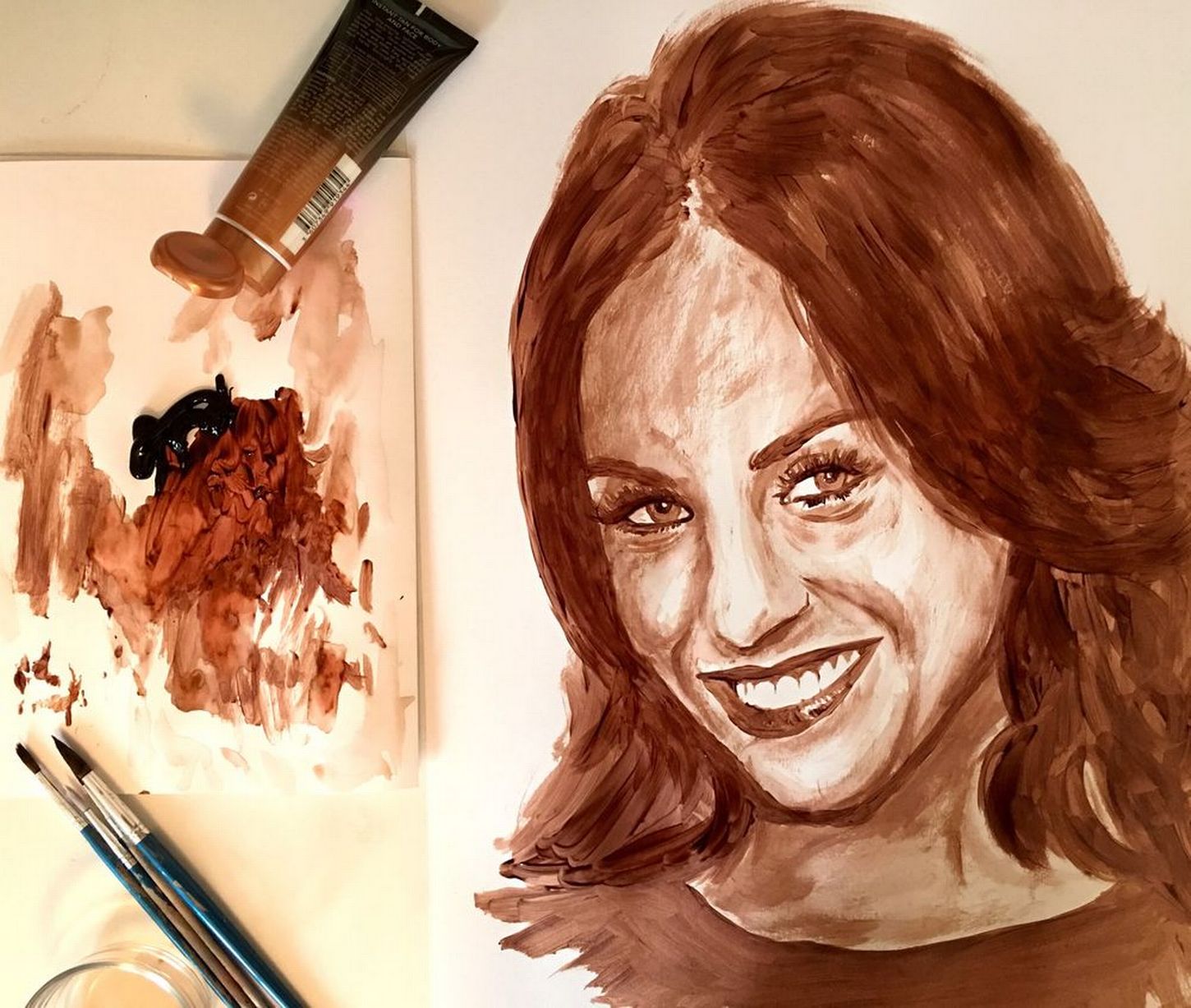 Вики Патисън, нарисувана с бронзант за тяло