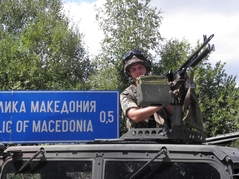 Заради бежанската вълна армията разположи миналото лято жива сила и военна техника по граничните пунктове с Македония