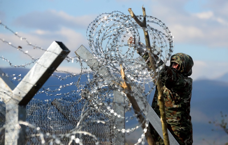 Напрежението на границата между Македония и Гърция бързо расте от есента, продължава и сега
