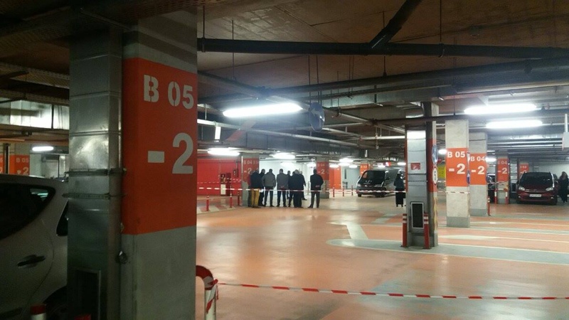 В подземния паркинг има над 200 камери, които са заснели нападението