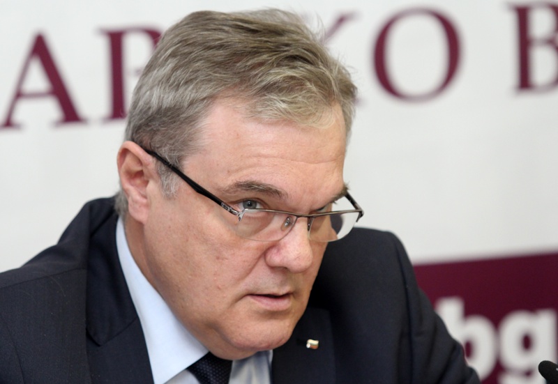 Румен Петков: Няма да създаваме коалиция