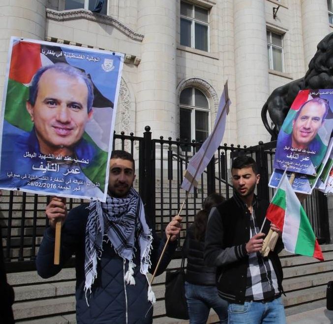 Близки на починалия палестинец заплашиха да сезират Европа