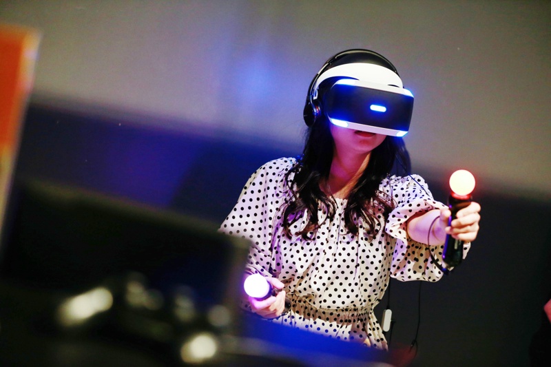 Sony PlayStation VR e една от най-интересните джаджи на 2016 г.