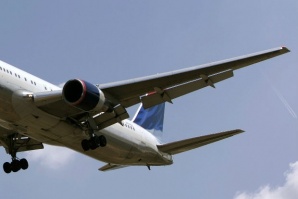 Самолет ще лети от Париж до Ню Йорк с гориво от водорасли