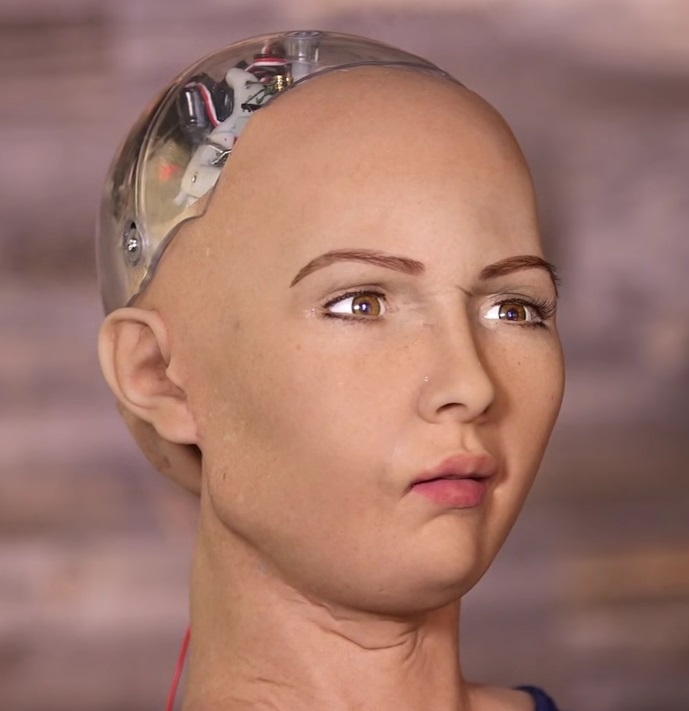 Роботът София