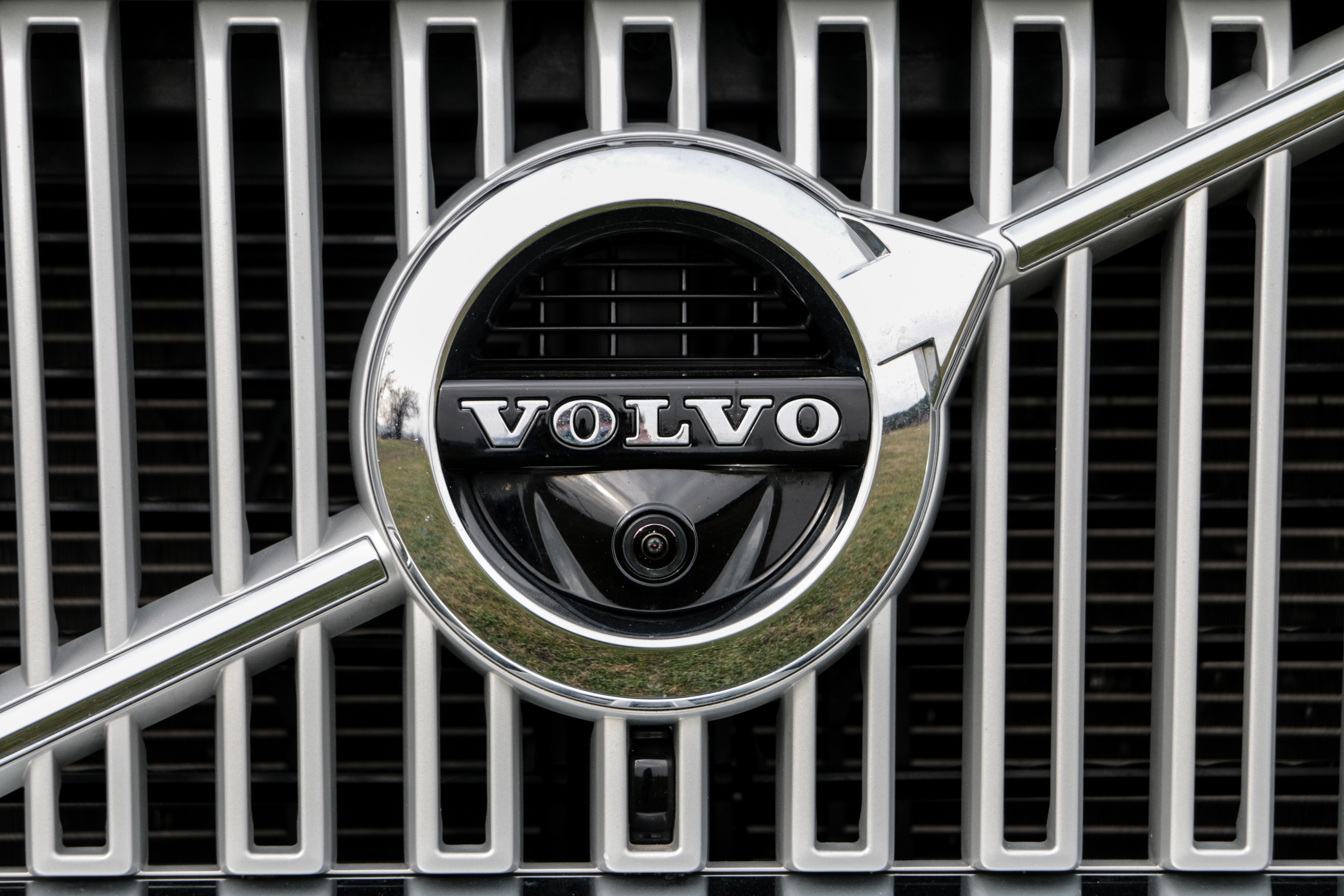 Volvo се отказва от двигателя с вътрешно горене