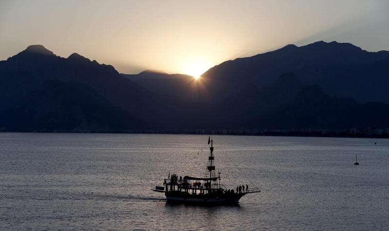 Русия позволи полети до Анталия