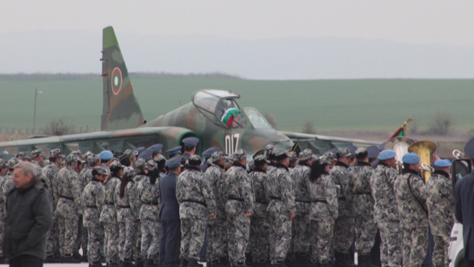 Руски инспектори проверяват наши военни бази