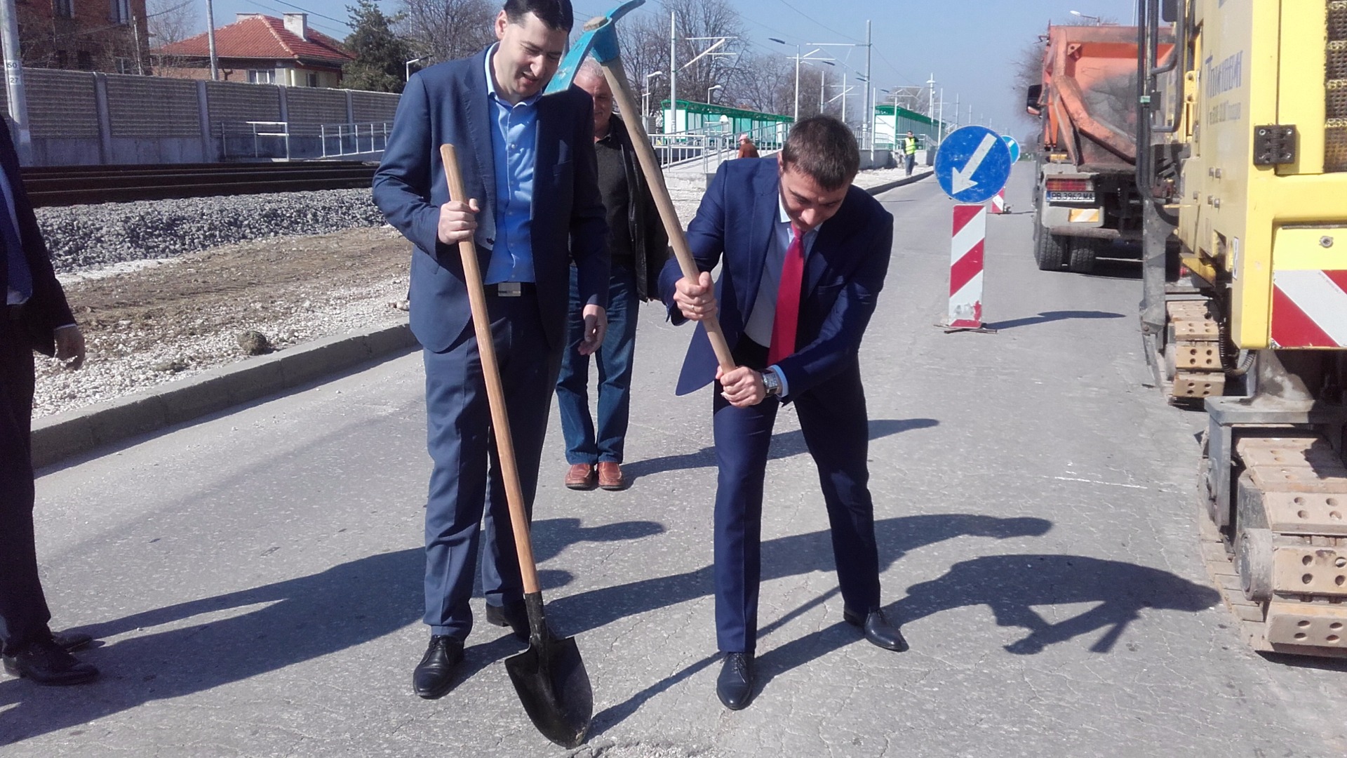 Започнаха уличните ремонти в квартал ”Прослав”
