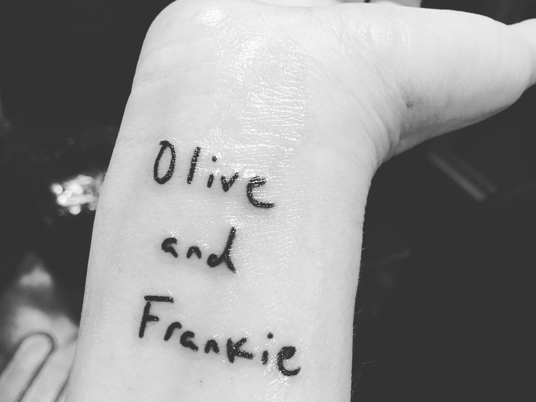 Дрю Баримор си татуира имената на своите две дъщери
